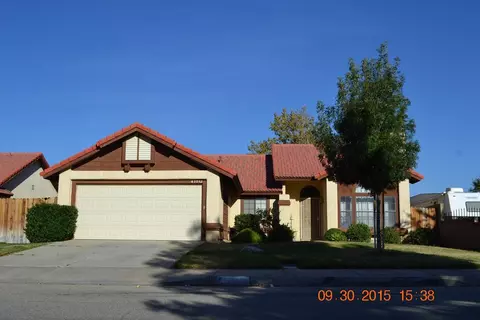 43032 11th St E, Lancaster, CA 93535 photo 1