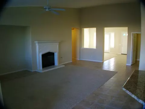 42484 Biscay St, Lancaster, CA 93536 photo 10