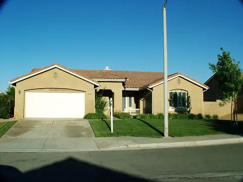 42484 Biscay St, Lancaster, CA 93536 photo 1