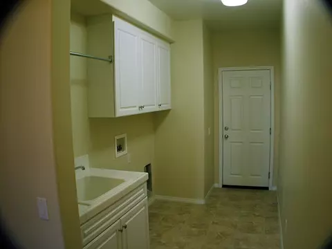 42484 Biscay St, Lancaster, CA 93536 photo 15