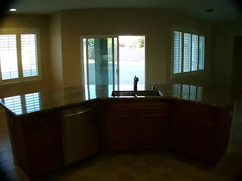 42484 Biscay St, Lancaster, CA 93536 photo 8