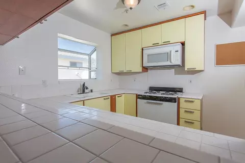 5213 Driftwood St, Oxnard, CA 93033 photo 14