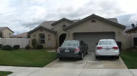1006 W Canyon Dr, Tehachapi, CA 93561 photo 2