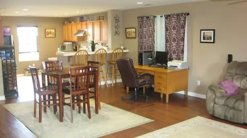 1006 W Canyon Dr, Tehachapi, CA 93561 photo 5