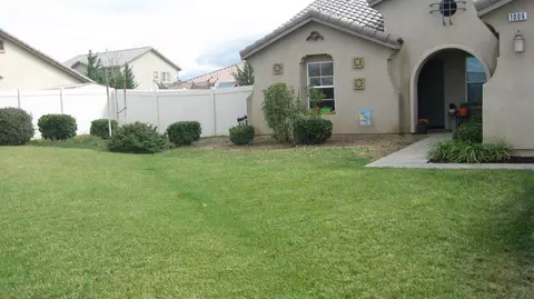 1006 W Canyon Dr, Tehachapi, CA 93561 photo 3