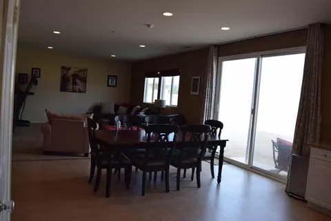 44306 Vineyard Dr, Lancaster, CA 93535 photo 6