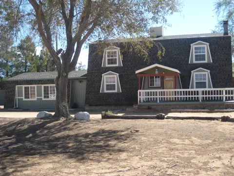 9254 Avenue E W, Antelope Acres, CA 93536 photo 2