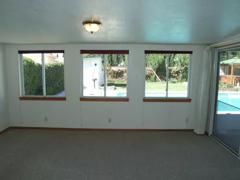 45061 Lorimer Ave, Lancaster, CA 93534 photo 8