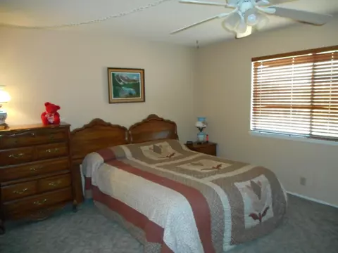 37427 18th St, Palmdale, CA 93550 photo 8