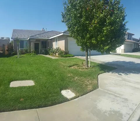 43745 Brandon Thomas Way, Lancaster, CA 93536 photo 1