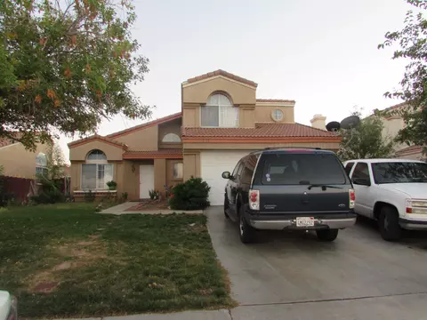 1032 Kettering St E, Lancaster, CA 93535 photo 1