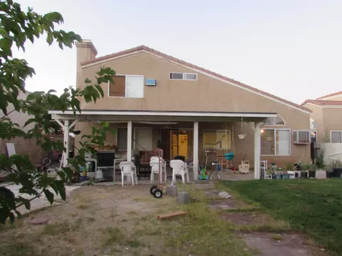 1032 Kettering St E, Lancaster, CA 93535 photo 5