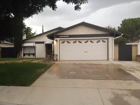 44703 12th St E, Lancaster, CA 93535 photo 2