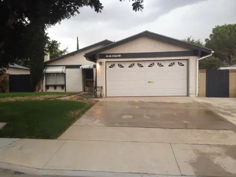 44703 12th St E, Lancaster, CA 93535 photo 1