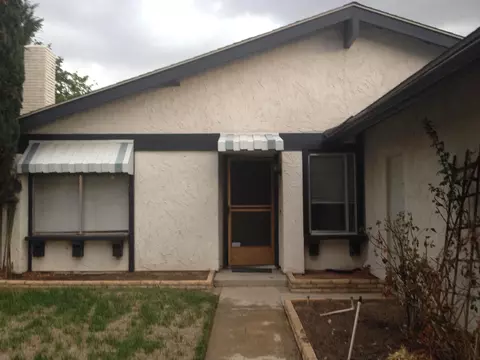 44703 12th St E, Lancaster, CA 93535 photo 3