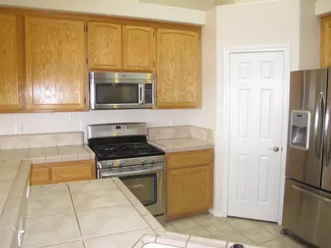 7325 Estero Rd, Phelan, CA 92371 photo 16