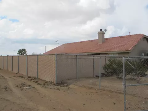 7325 Estero Rd, Phelan, CA 92371 photo 2