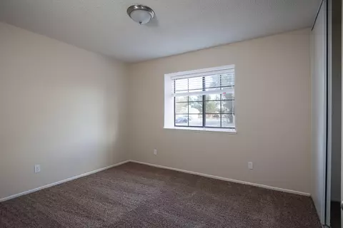2028 Moonlight Ct, Palmdale, CA 93550 photo 13