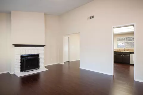 2028 Moonlight Ct, Palmdale, CA 93550 photo 6