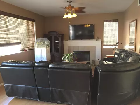 1303 Valiant St, Lancaster, CA 93534 photo 7