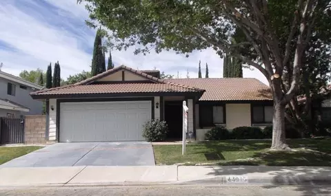 44015 Ruthron Ave, Lancaster, CA 93536 photo 1