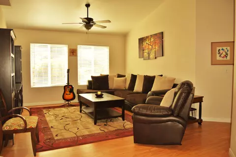 1368 Leopard Ct, Palmdale, CA 93551 photo 16