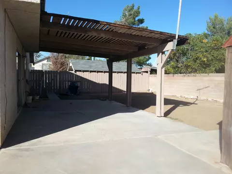 37630 36th St E, Palmdale, CA 93550 photo 6
