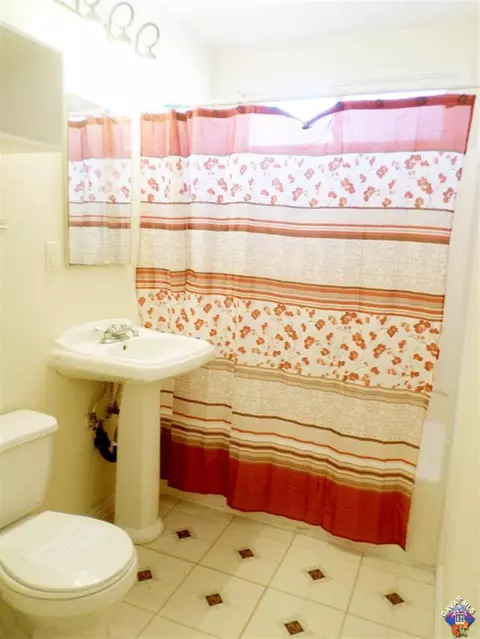37814 Robina Ave, Palmdale, CA 93550 photo 5