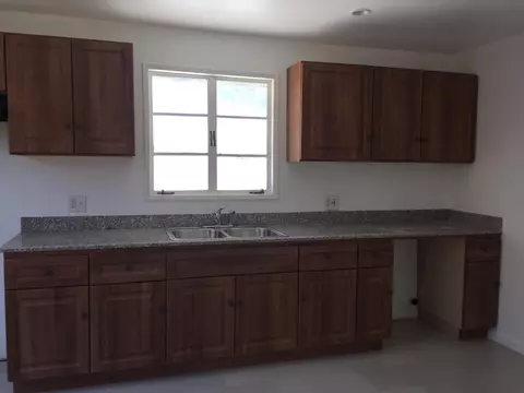 43908 3rd St E, Lancaster, CA 93535 photo 4