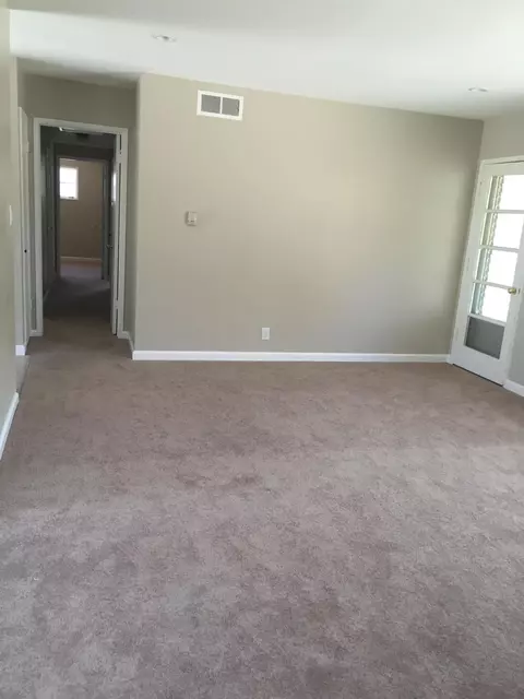 43908 3rd St E, Lancaster, CA 93535 photo 8