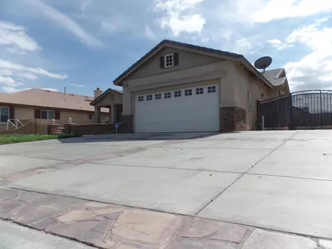 3708 Adobe Dr, Palmdale, CA 93550 photo 4