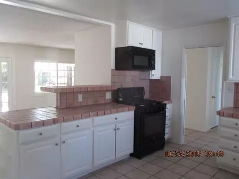 44228 12th St E, Lancaster, CA 93535 photo 8