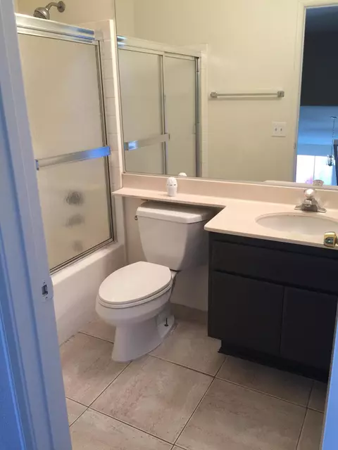 1233 Geraldine Ln, Lancaster, CA 93535 photo 8