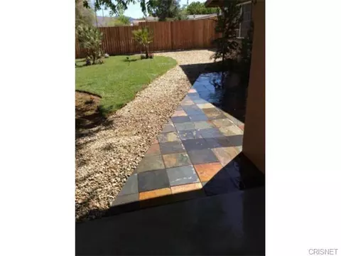 38447 32nd St E, Palmdale, CA 93550 photo 4