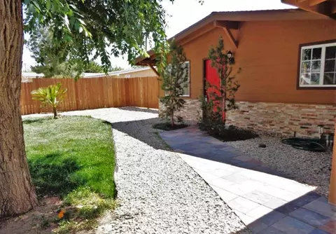 38447 32nd St E, Palmdale, CA 93550 photo 2