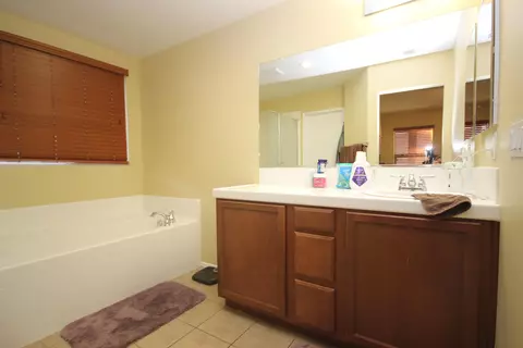 3028 Lingard St E, Lancaster, CA 93535 photo 11