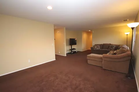 3028 Lingard St E, Lancaster, CA 93535 photo 6