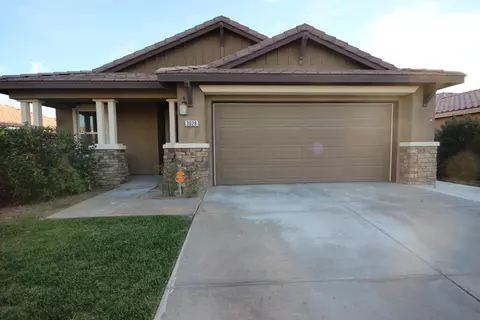 3028 Lingard St E, Lancaster, CA 93535 photo 1