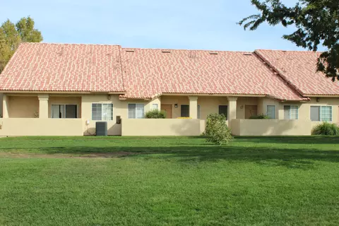 1640 Cactus Dr, Lancaster, CA 93535 photo 2