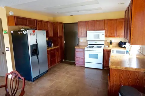 621 Avenue J12 E, Lancaster, CA 93535 photo 8