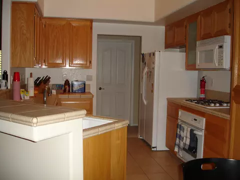 43825 Johns Ct, Lancaster, CA 93536 photo 6