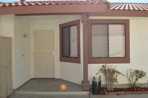 37036 33rd St E, Palmdale, CA 93550 photo 3