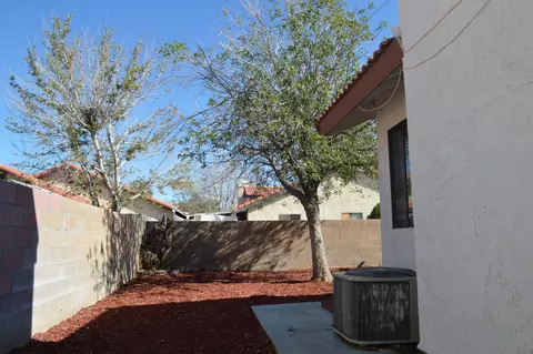 37036 33rd St E, Palmdale, CA 93550 photo 42