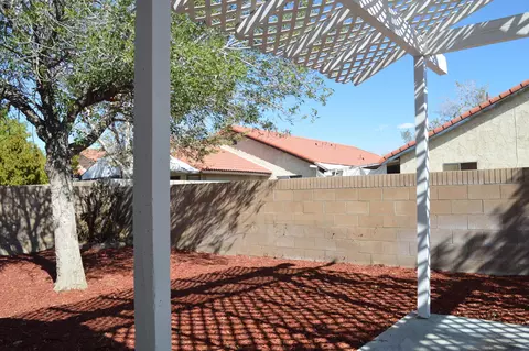 37036 33rd St E, Palmdale, CA 93550 photo 32