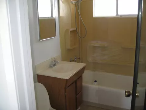 8525 Nugent St E, Lancaster, CA 93535 photo 16