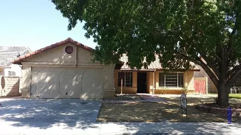 43914 Delgado Ct, Lancaster, CA 93535 photo 1