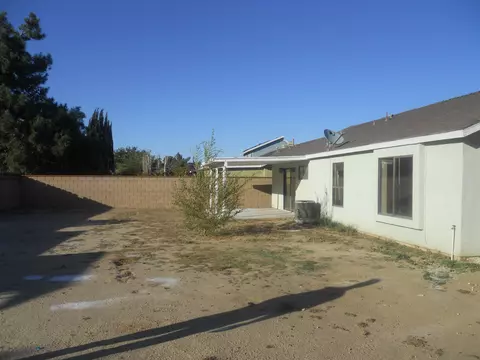 37613 31st St E, Palmdale, CA 93550 photo 9