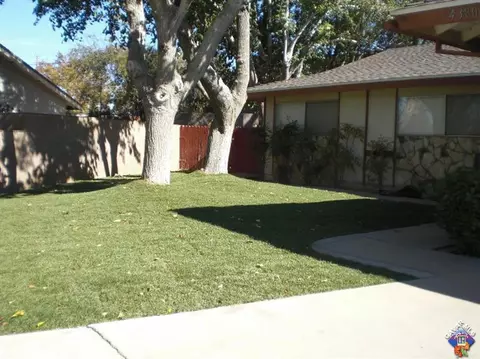 43800 Anvers St, Lancaster, CA 93534 photo 3