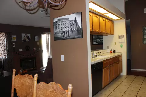 1601 Bluebell St, Lancaster, CA 93535 photo 10