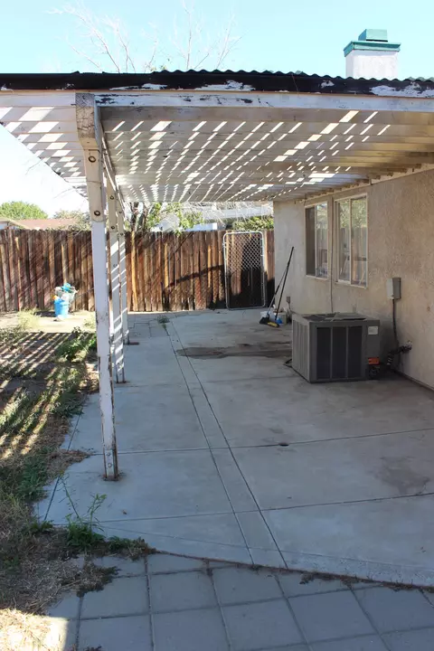 1601 Bluebell St, Lancaster, CA 93535 photo 23